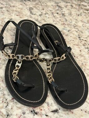 Tory Burch Black Leather Thong Sandals with Gold Chain